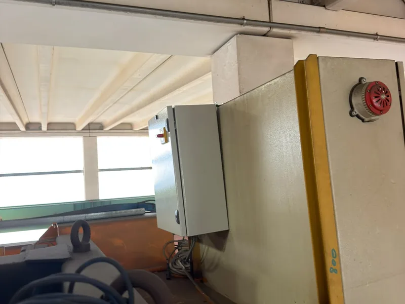 La cassetta elettrica montata sul carroponte da 16/8 t, accanto all’argano